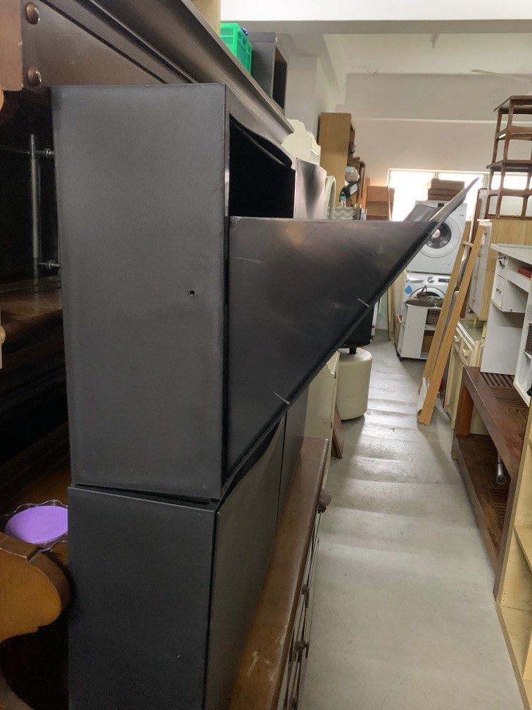 Ikea trones deals discontinued