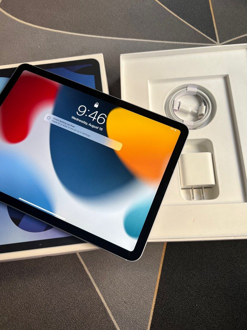 Ipad Air4 64gb Wifi Cellular (Category: iPad) located in Manila. Submitted by np.gadgets (Listing ID 1249269010, Image 2). Description: IPAD AIR 4 64gb Wifi + Cellular GOOD AS NEW🔥 💯With simcard 💯Slightly Used 💯No dents 💯No defects 💯No issue 💯Money back if proven fake 7days warranty Available COD/COP Nationwide .