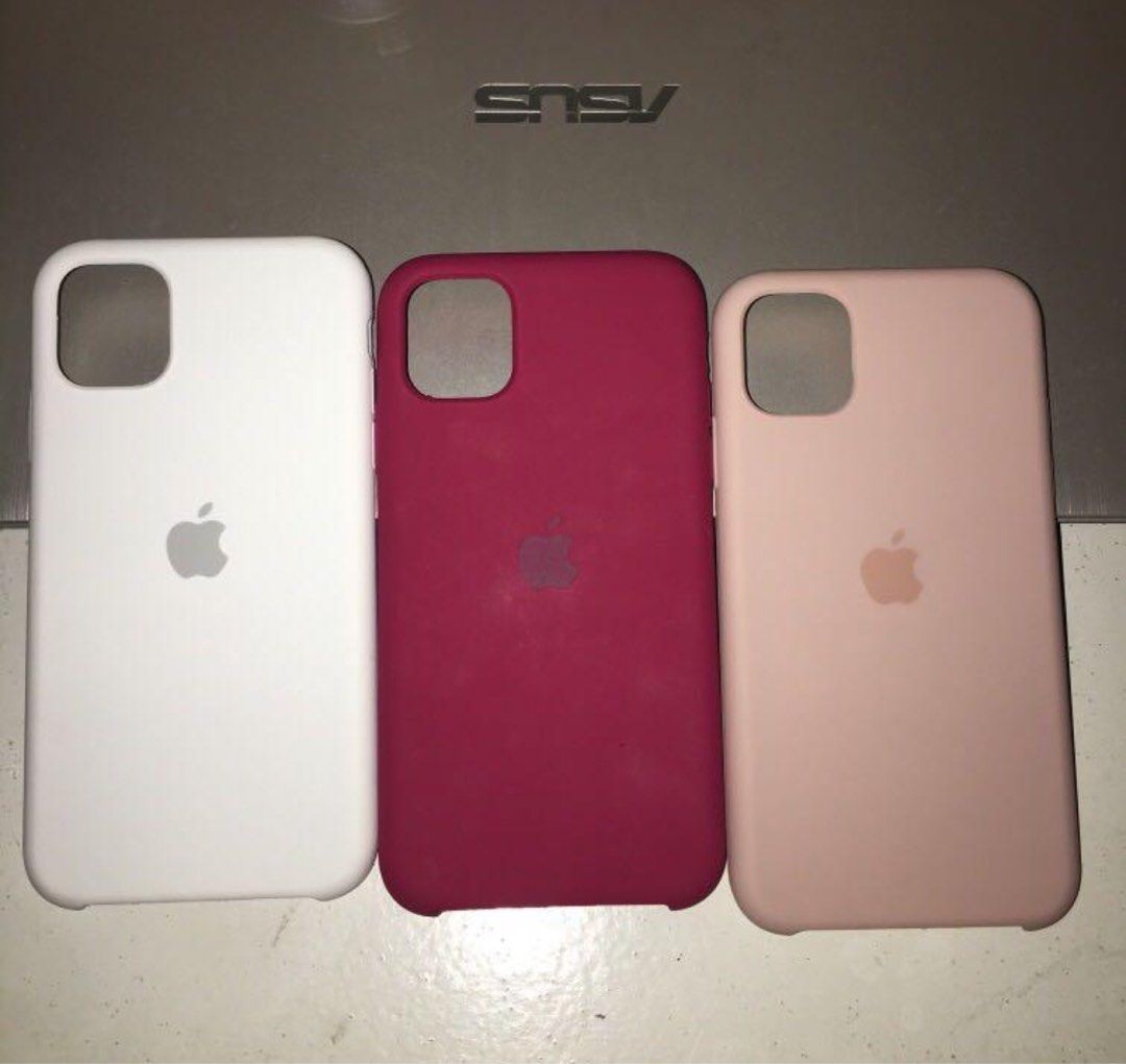 Iphone 11 silicone case (Category: Cases & Sleeves) located in Mangatarem. Submitted by prelovedbymisty (Listing ID 1249385121, Image 1). Description: Fuchsia pink available .