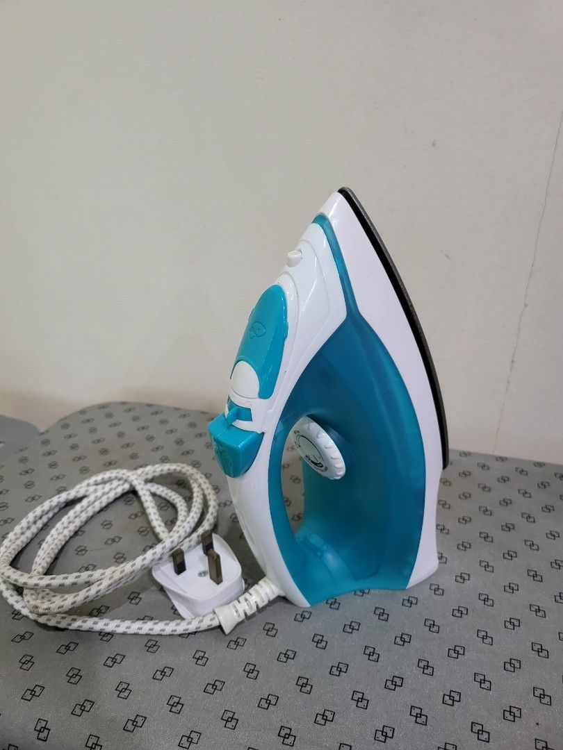 Iron top box water