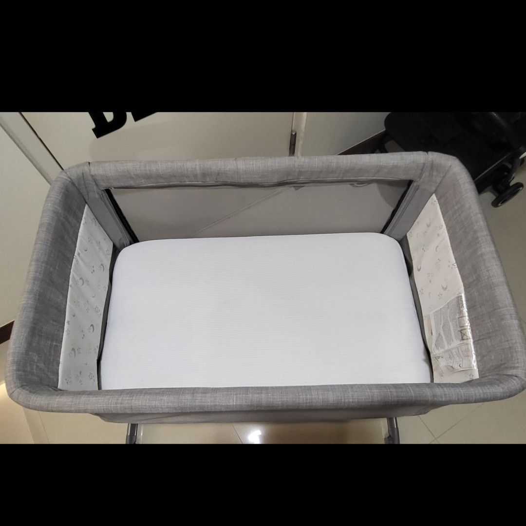 Joie Roomie Glide Starry Night Cot Crib, Babies & Kids, Baby