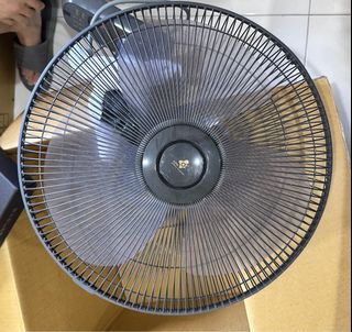 (Category: ) located in . Submitted by cleverriver.dd5642 (Listing ID 1249276373, Image 1). Description: .