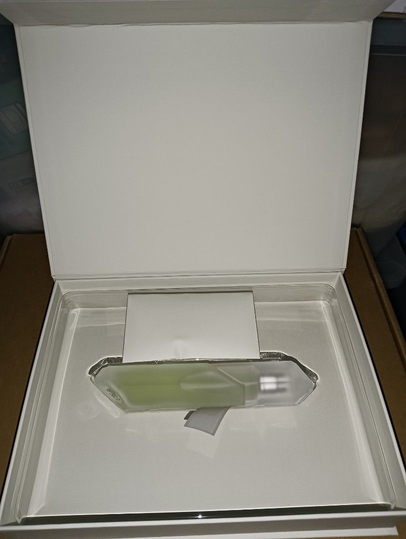 Kkw pear hotsell and peony