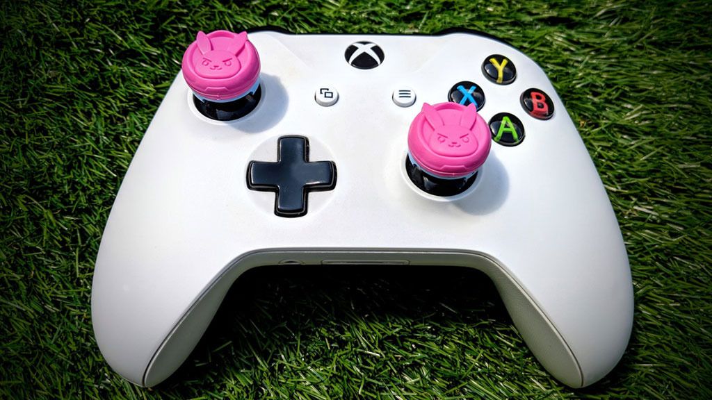 KontrolFreek Pink DiVA - Impugnature Rosa Per Levette PS5 E PS4
