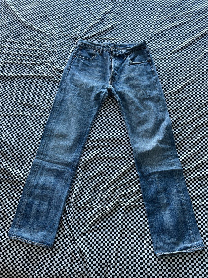 Levis 501 (32W 34L) X 2 pairs, 男裝, 褲＆半截裙, 牛仔褲- Carousell