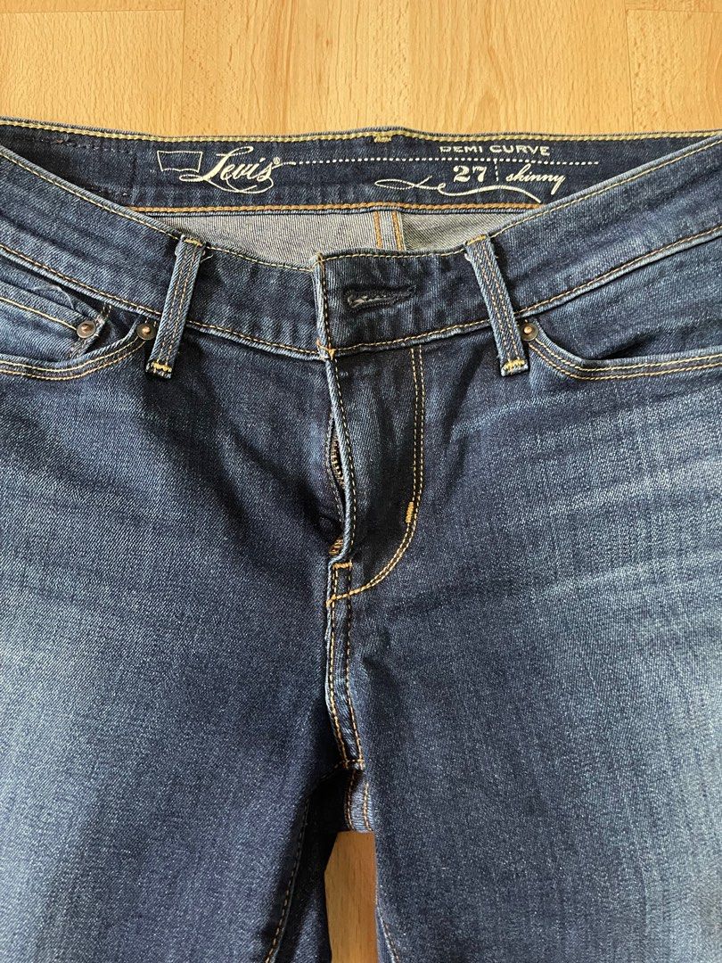 Levi s Demi Curve Skinny jeans