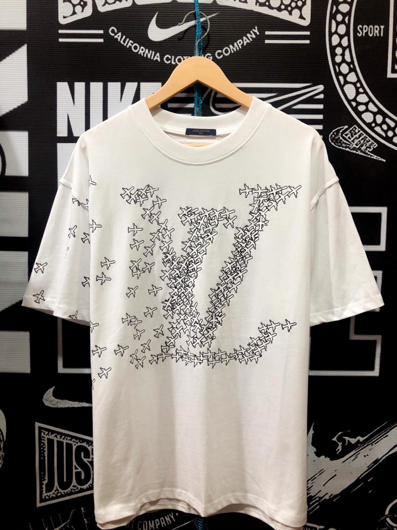 LV PLANES PRINTED T-SHIRT, Men's Fashion, Activewear on Carousell