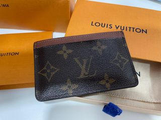 Louis Vuitton Monogram Reverse Card Holder, Women's Fashion, Bags &  Wallets, Wallets & Card holders on Carousell