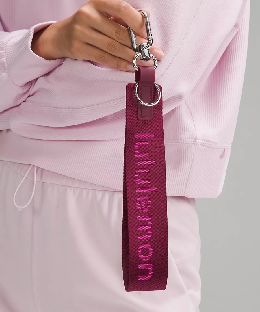 Lululemon keychain on Carousell