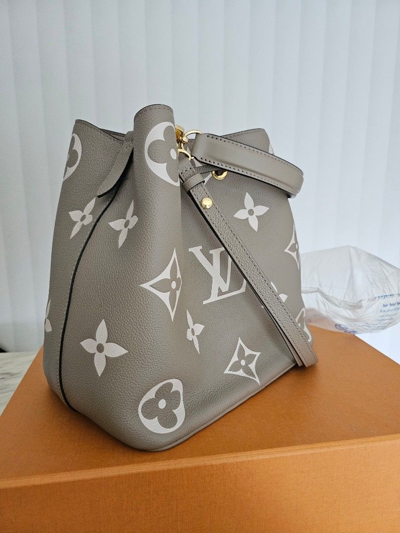 Louis Vuitton, Bags, Louis Vuitton Neo Noe Nm Bucket Bag