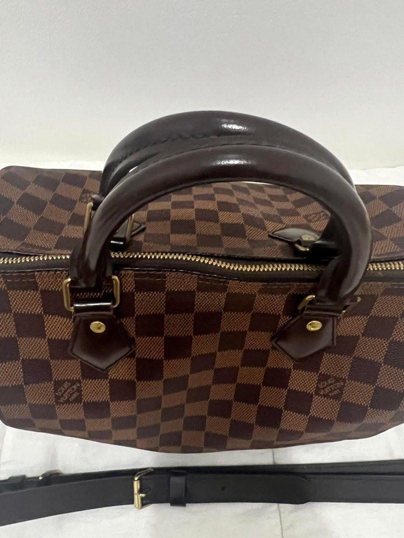 Brand New Louis Vuitton Speedy Bandouliere 30 Damier Ebene. LV Speedy  Bandou 30 Damier. Complete. MICROCHIP, Luxury, Bags & Wallets on Carousell