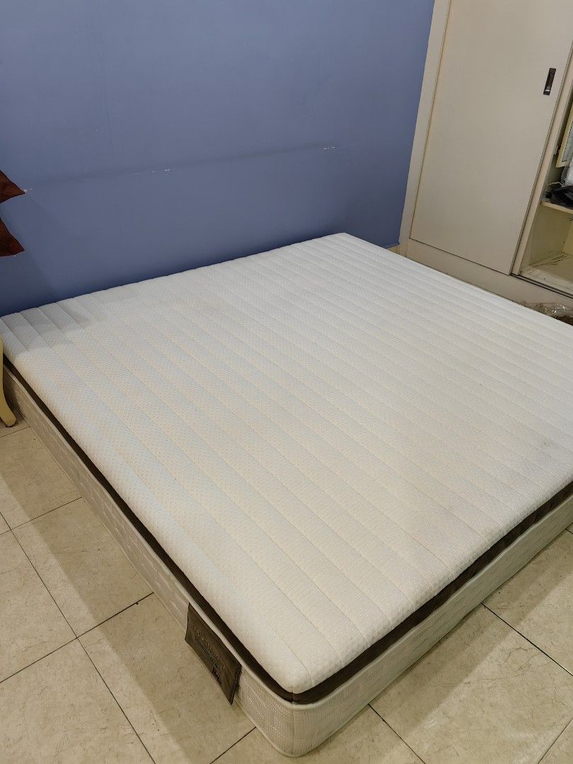 Macy king top size mattress