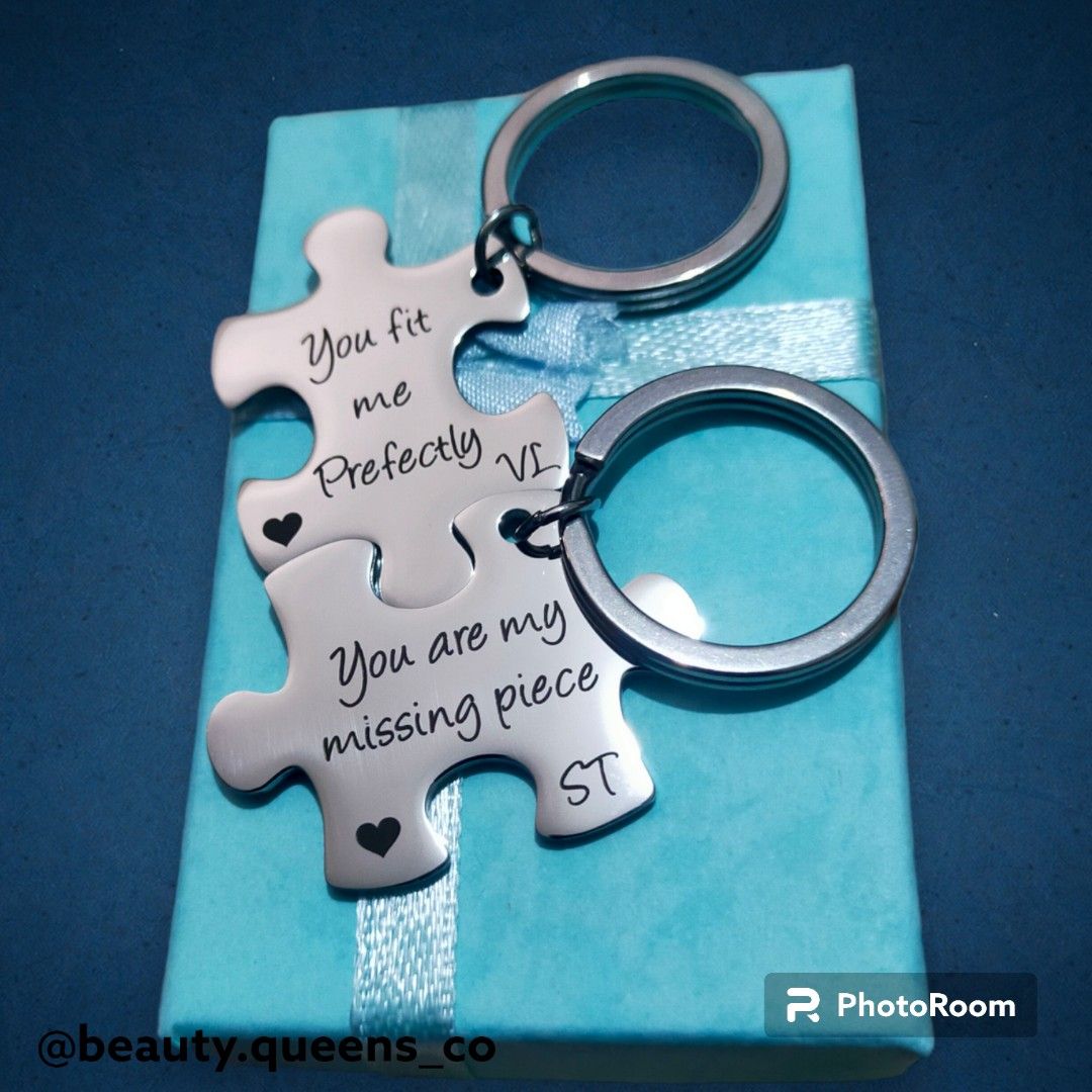 Custom puzzle shop piece keychain