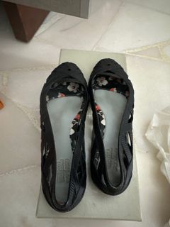 (Category: ) located in . Submitted by angieq (Listing ID 1249323154, Image 1). Description: .