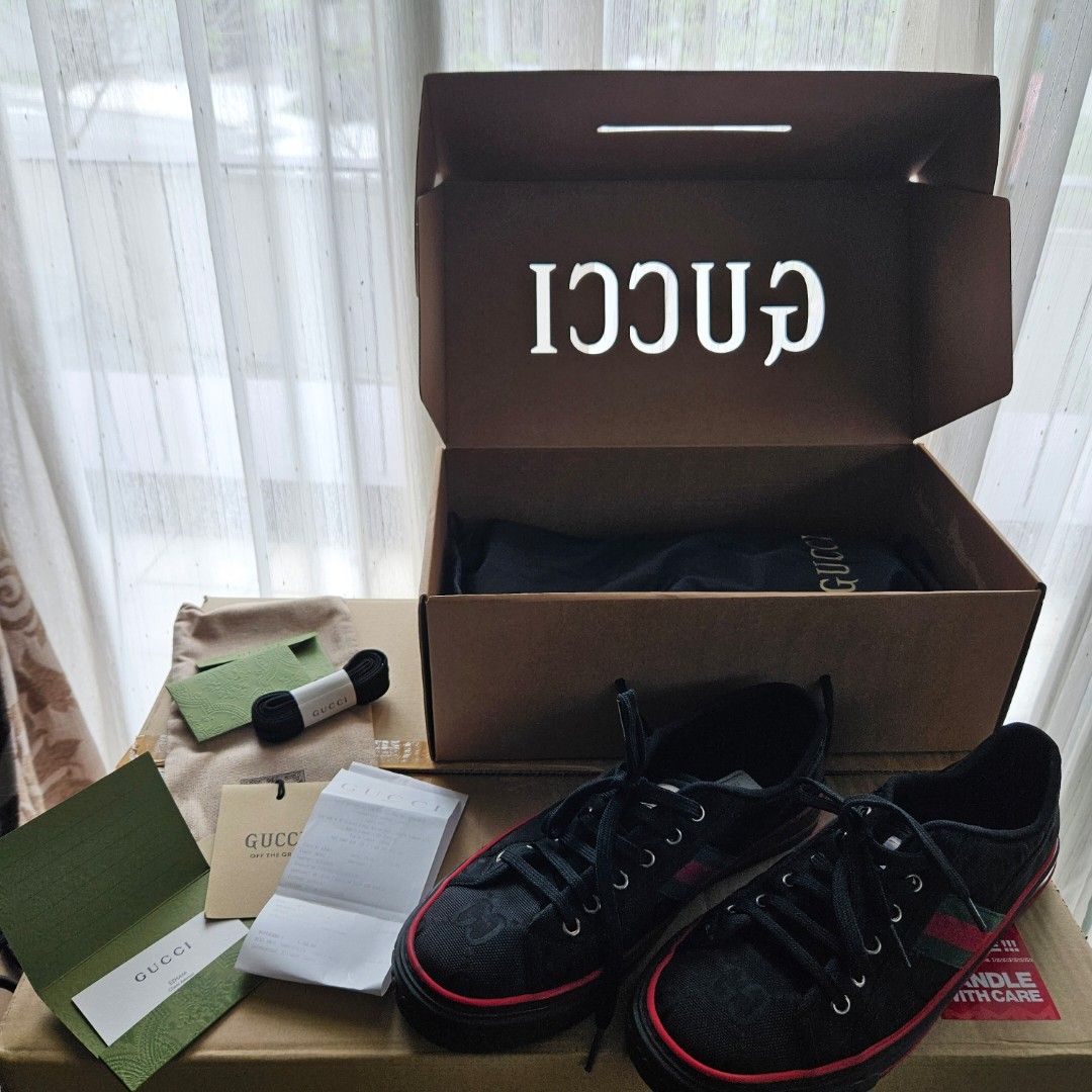 Sneakers like gucci hot sale