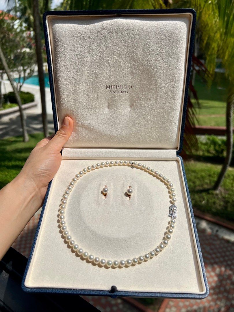 Mikimoto pearl necklace and earrings set deals