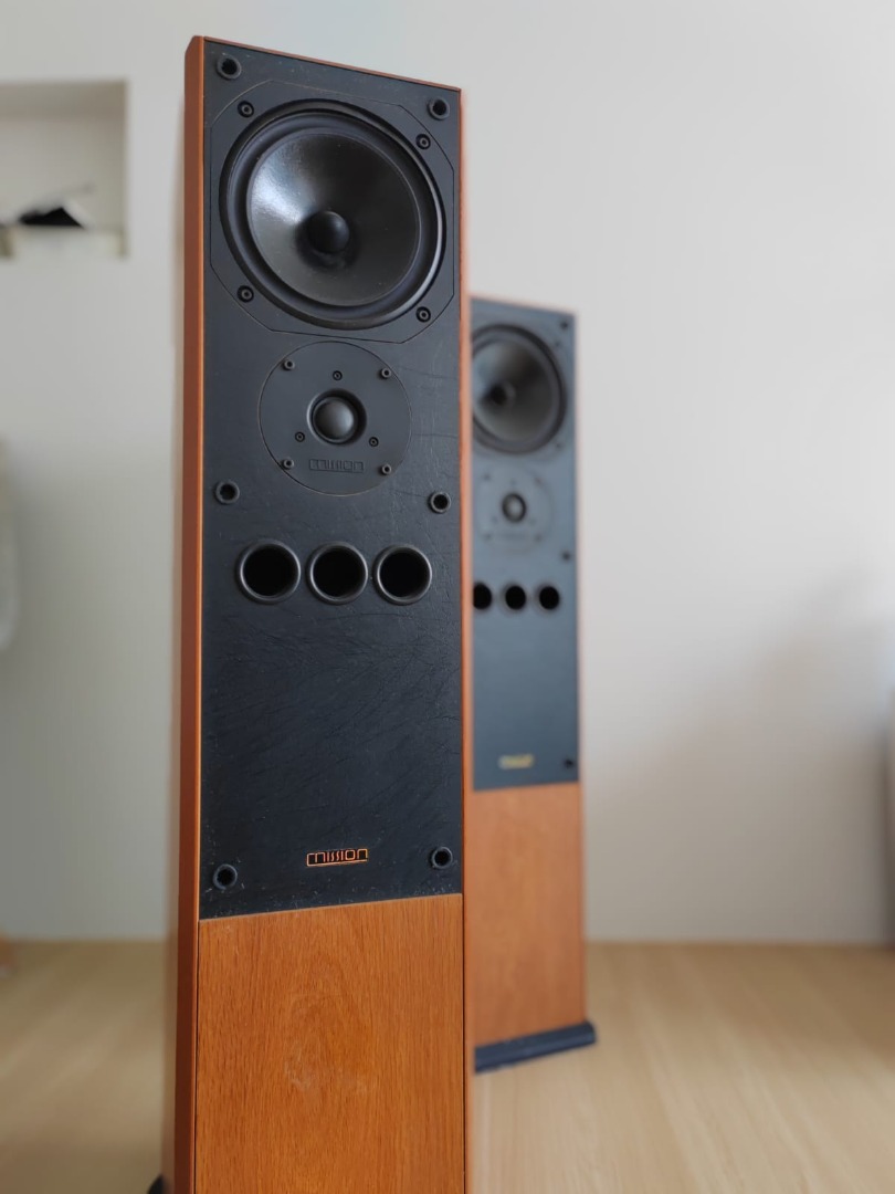 Mission 752 speakers top