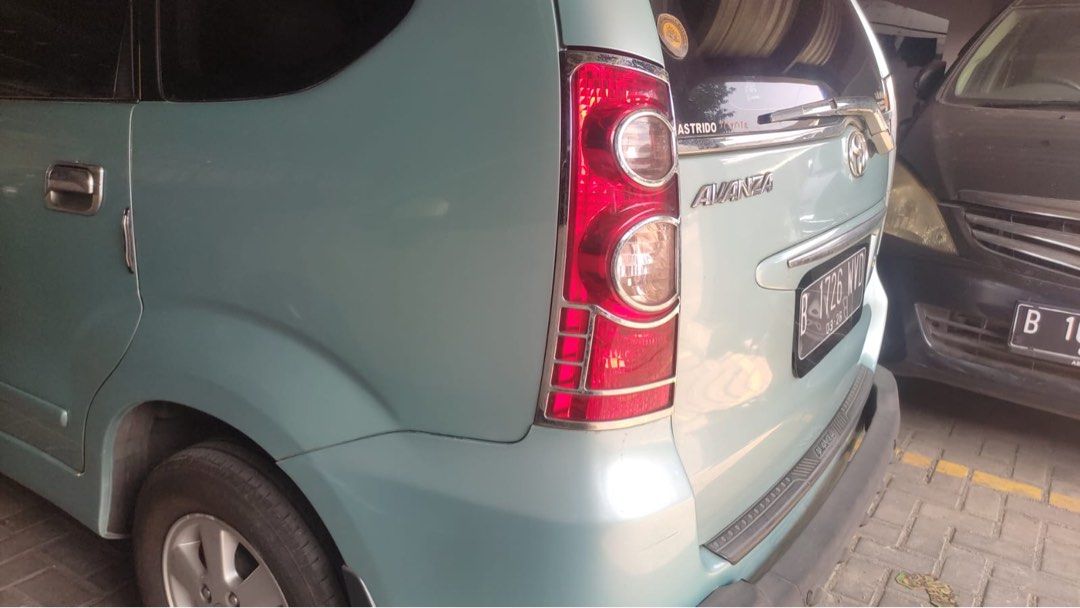 Avanza 2007 Biru Telor Asin: Sebuah Nostalgia di Atas Aspal