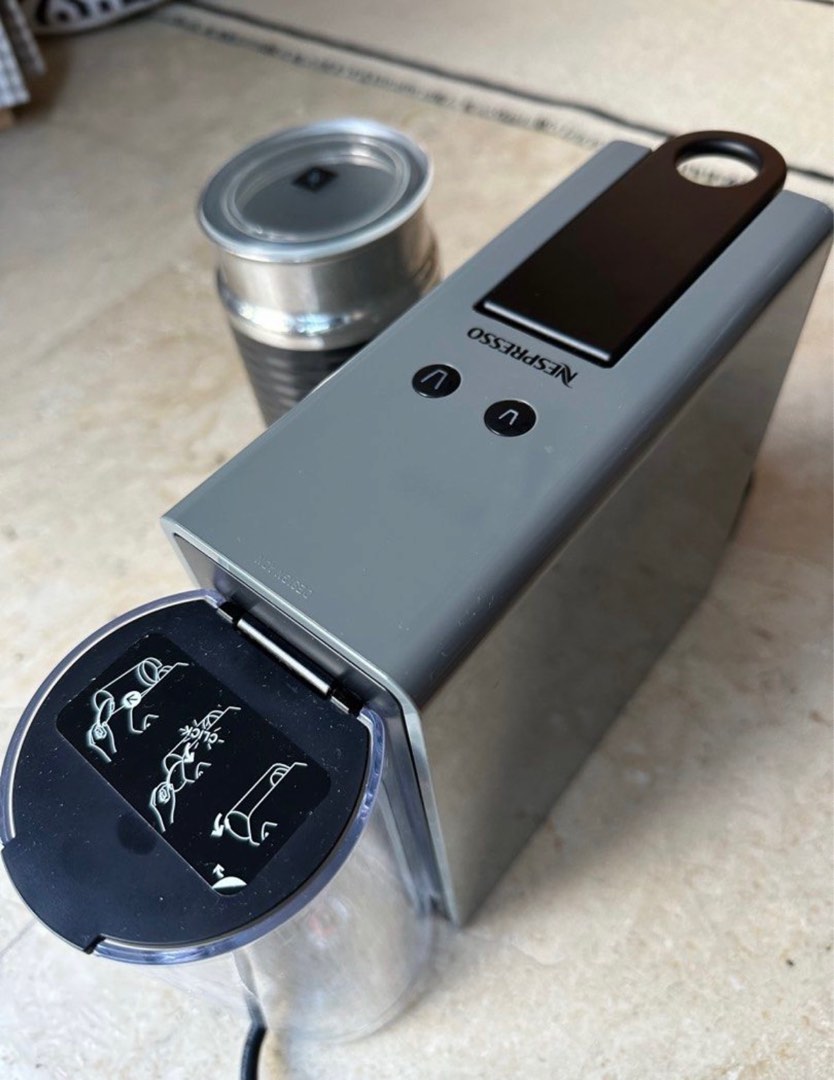 Nespresso Essenza Mini Coffee Machine, gray plus Aeroccino3 Milk