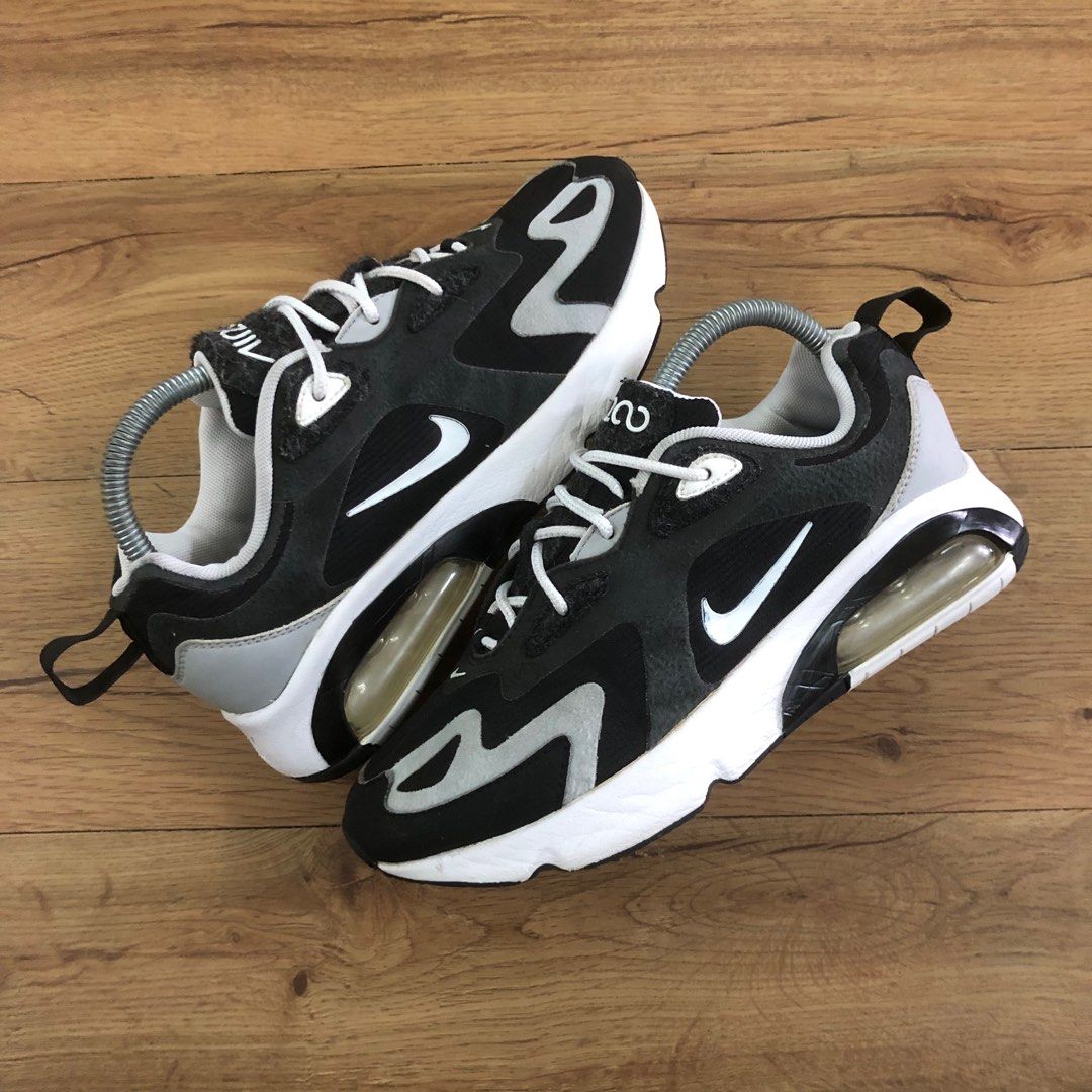 Womens nike air max 200 black and white hotsell