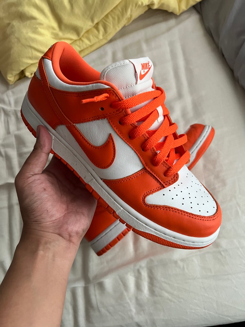 Nike dunks size 4 clearance