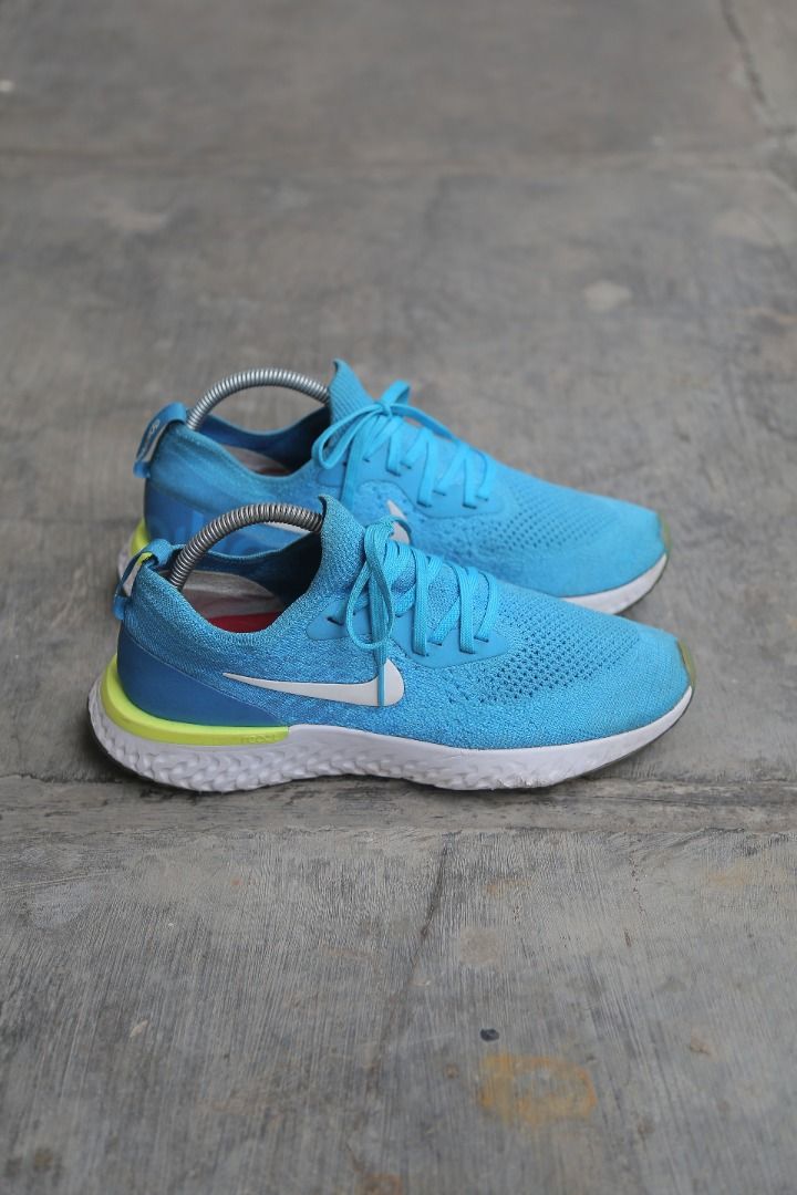 NIKE RUNNING EPIC REACT SZ 41 Fesyen Pria Sepatu Sneakers di