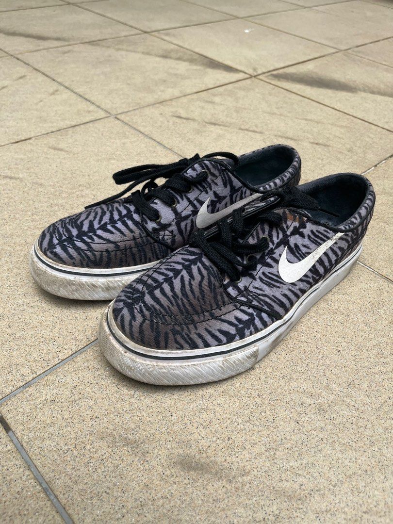 Nike stefan janoski zebra 2025