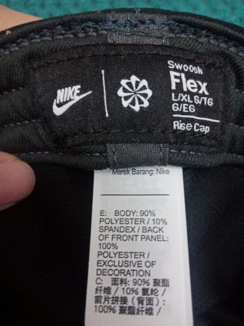 nike swoosh flex cap