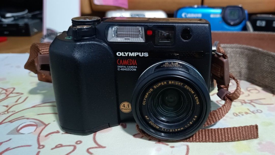 Olympus Camedia c4040z with smartmedia, Photography, Cameras on Carousell
