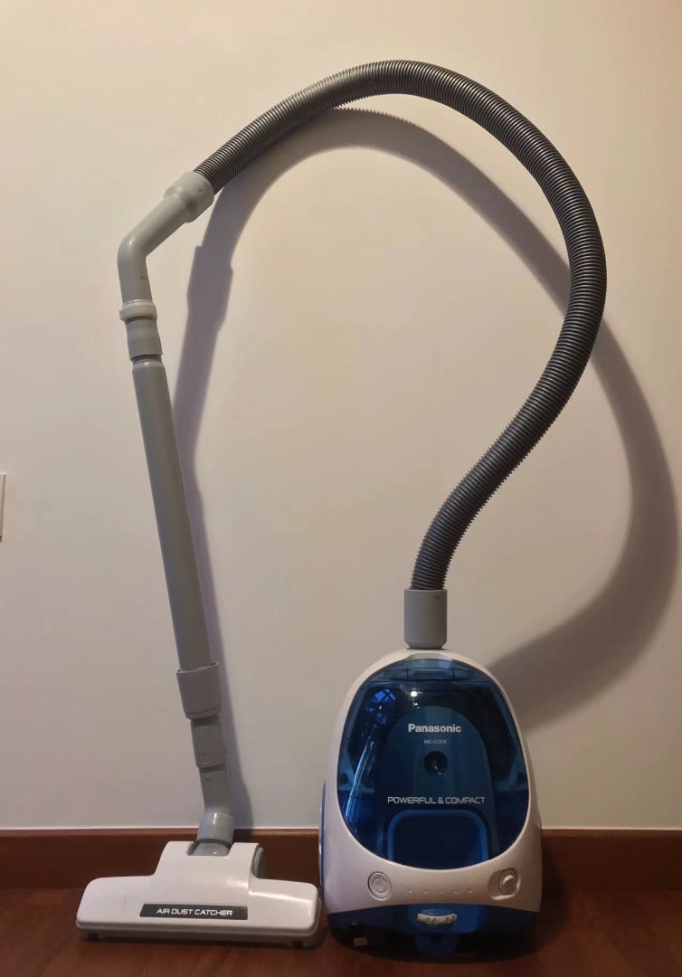Panasonic Vacuum Cleaner / Panasonic MCCL305 350W suction power, TV