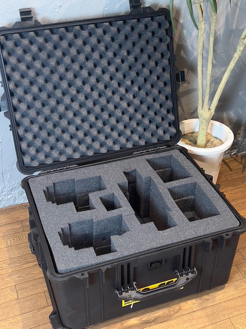 Pelican 1620 hardcase, Photography, Photography Accessories