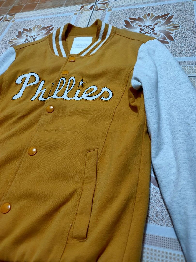 Phillies Jacket by Stitches, Men's Fashion, Coats, Jackets and Outerwear on  Carousell