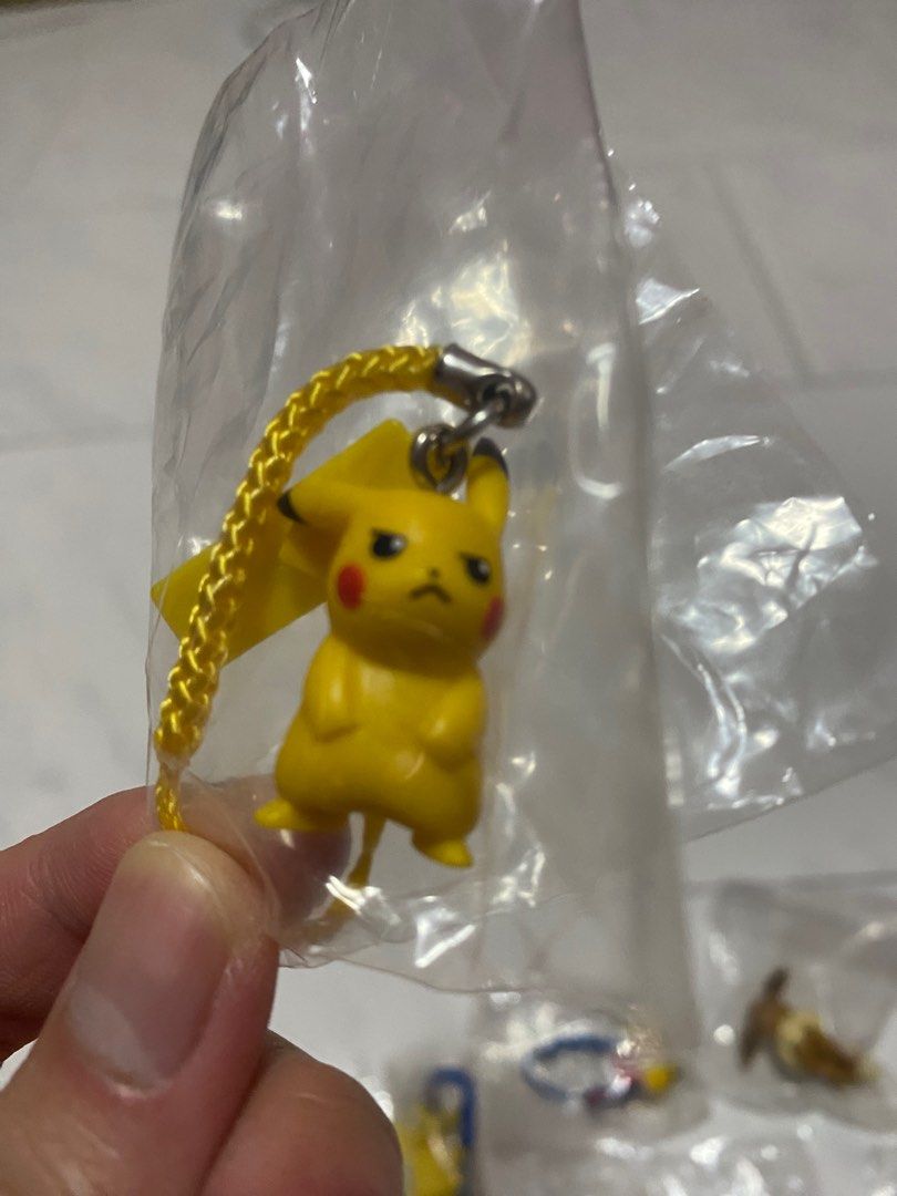 Pokémon Gacha Figure/ Keychain, Hobbies Toys, Memorabilia