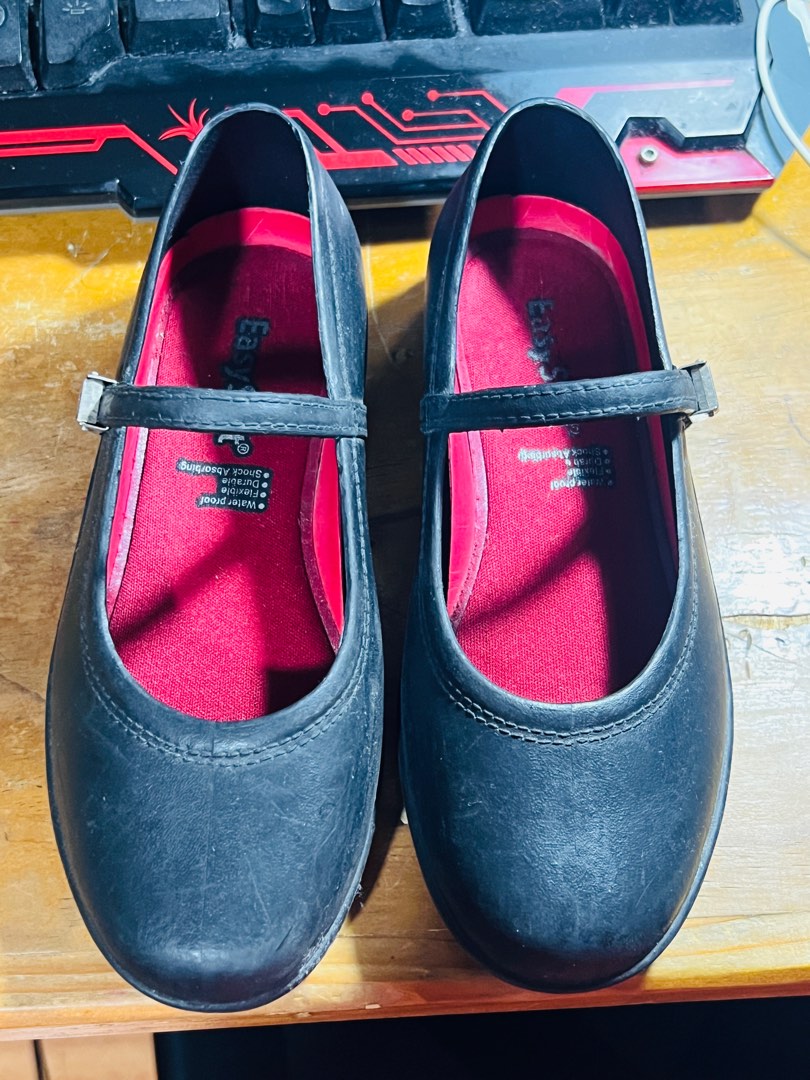 Pre Loved Easy Soft School Shoes for Girls Babies Kids Babies