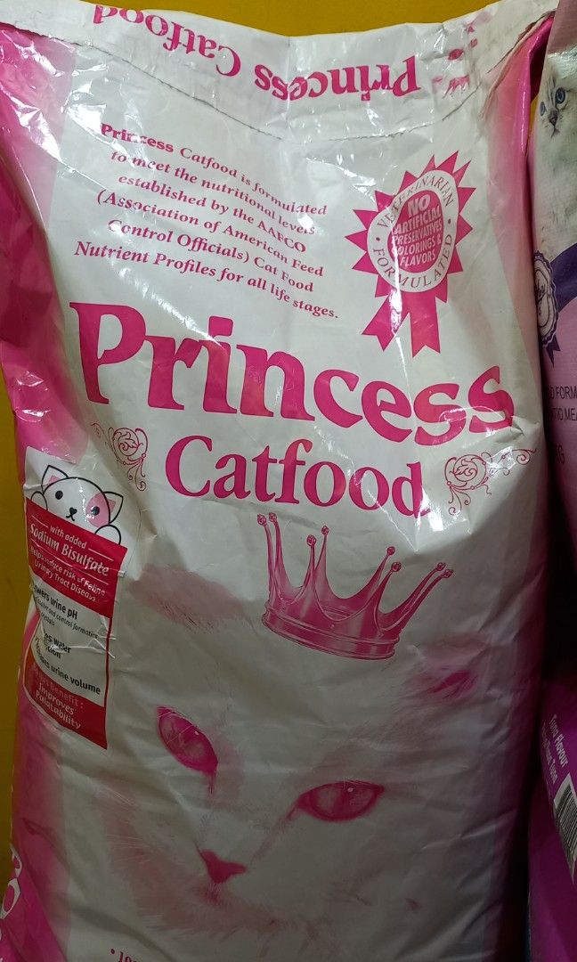 Princess Cat food (Category: Pet Food) located in Quezon City. Submitted by commonwealthpetshop (Listing ID 1249329811, Image 1). Description: Princess Catfood Available per Kilo or by sack‼️ 🐶Same day Delivery Available or you can Visit us here at Commonwealth Pet Supplies and Accessories‼️ See you ‼️ Open for Wholesale and Retail Orders‼️ Message us Now‼️ 📍Visit us @ Commonwealth Pet Food and Accessories shop (Near Wilcon depot, MG Square, Om