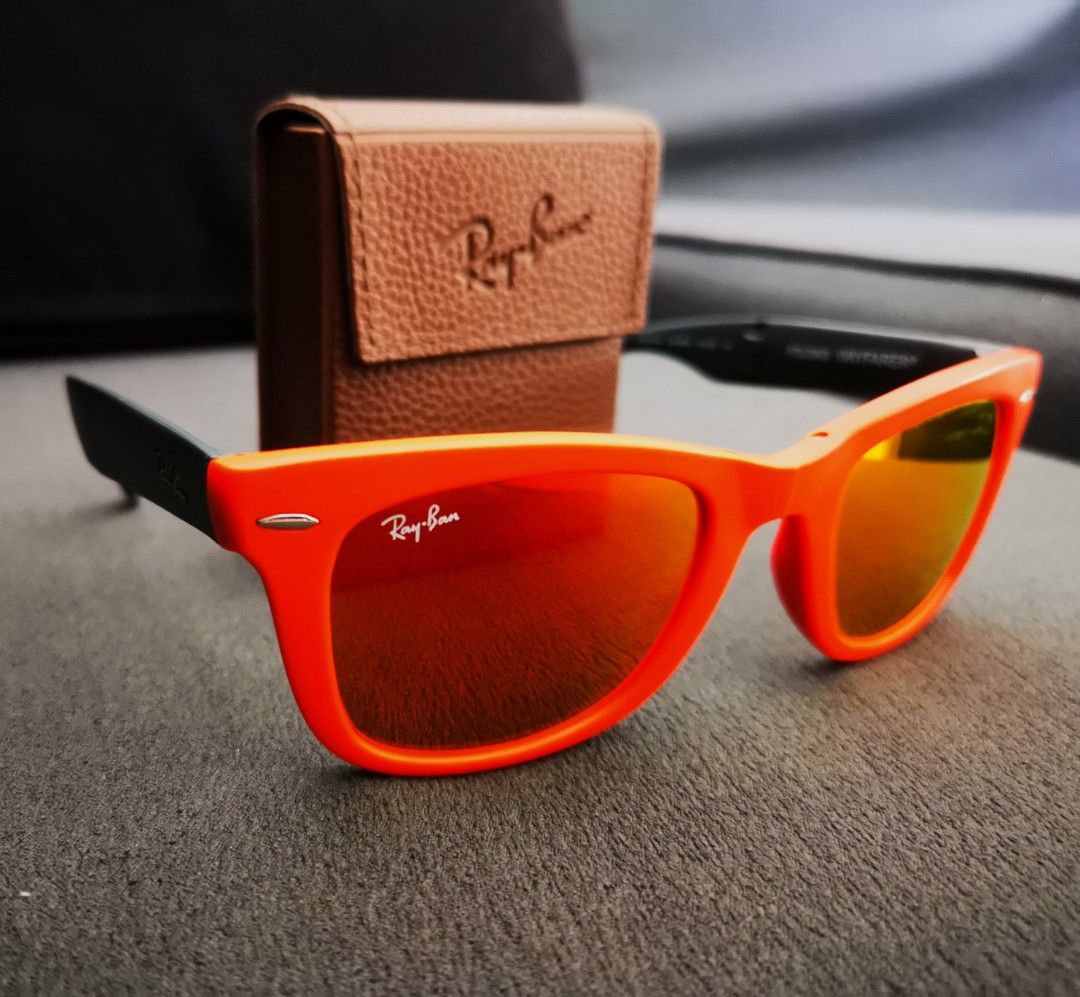 Folding deals wayfarer orange