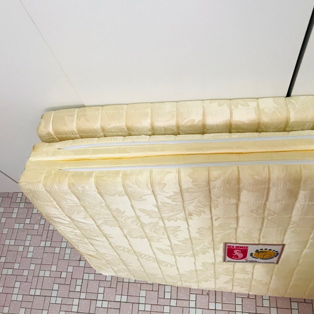 Sea Horse 3fold Single Mattress, Furniture & Home Living, Furniture