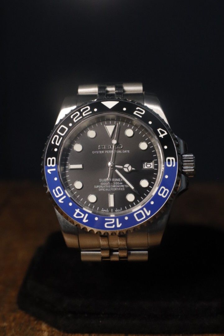 Seiko Mod Submariner Batman Jubilee Strap (Category: Luxury Watches) located in Manila. Submitted by rafael_lesaguis (Listing ID 1249331475, Image 1). Description: BRANDNEW (Never-yet-worn) Model: Seiko Mod Submariner Batman Strap: Jubilee Movement: Seiko NH35 Automatic TMI version with winding and hacking feature Case and Strap: 40mm 904L Stainless Steel version (better than 316) & 904L Jubilee Type strap Bezel: Ceramic Type working unidirection