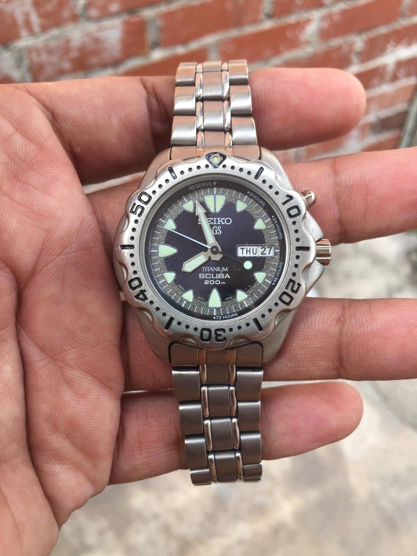 Seiko ags titanium scuba 200m hotsell