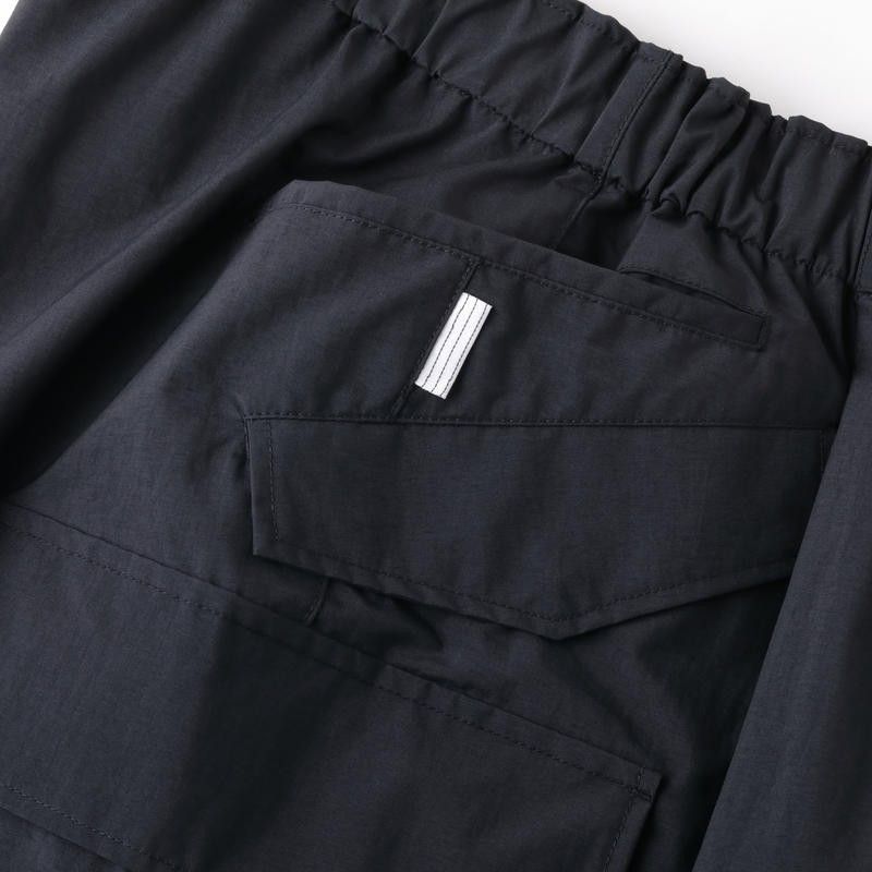 SFC STRIPES FOR CREATIVE WIDE CARGO SHORTS BLACK XL, 男裝, 褲