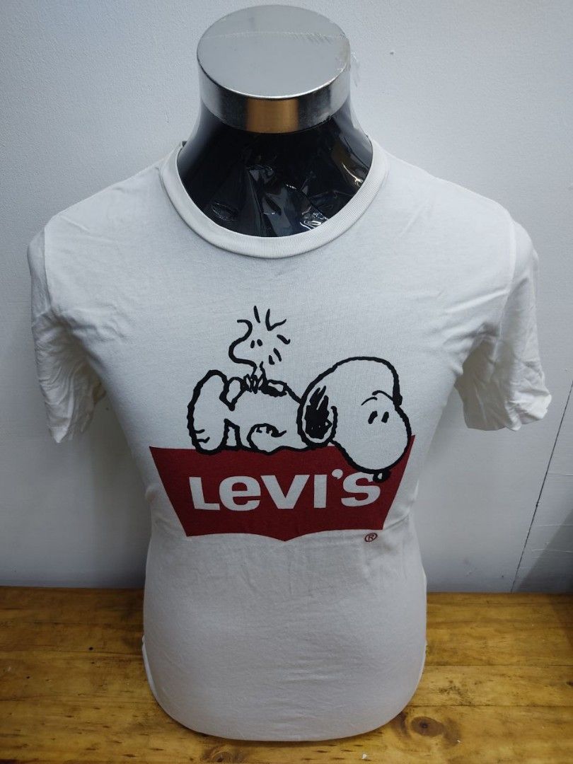 SNOOPY X LEVIS BIG LOGO SIZE M PIT 19