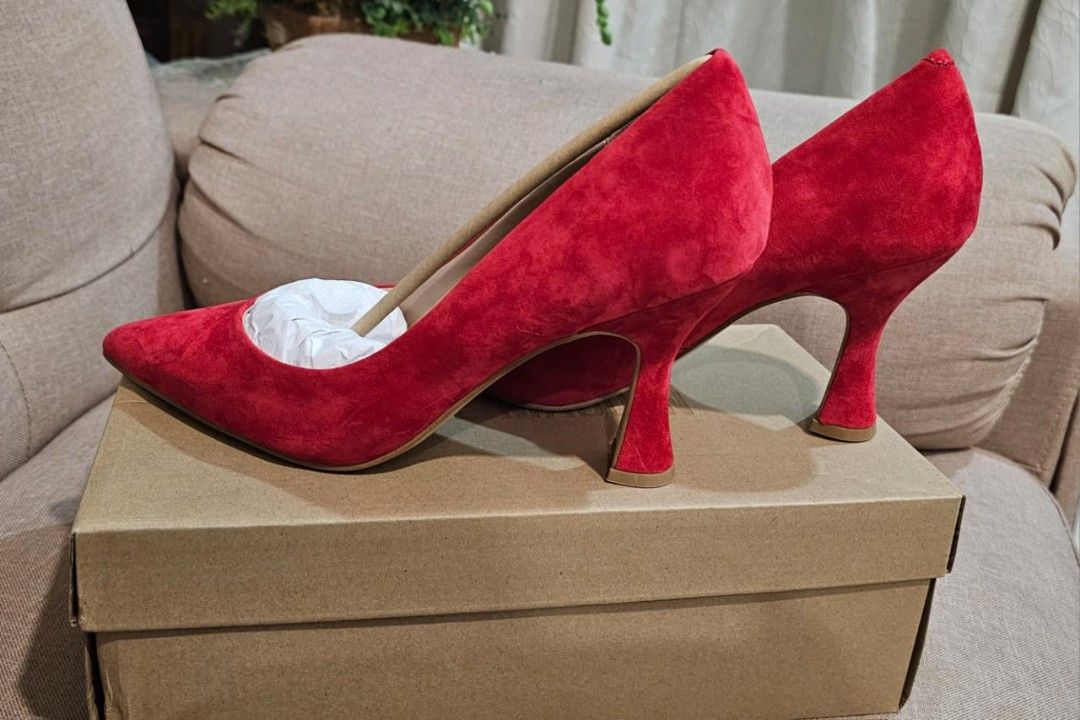 Steve madden red suede heels hotsell