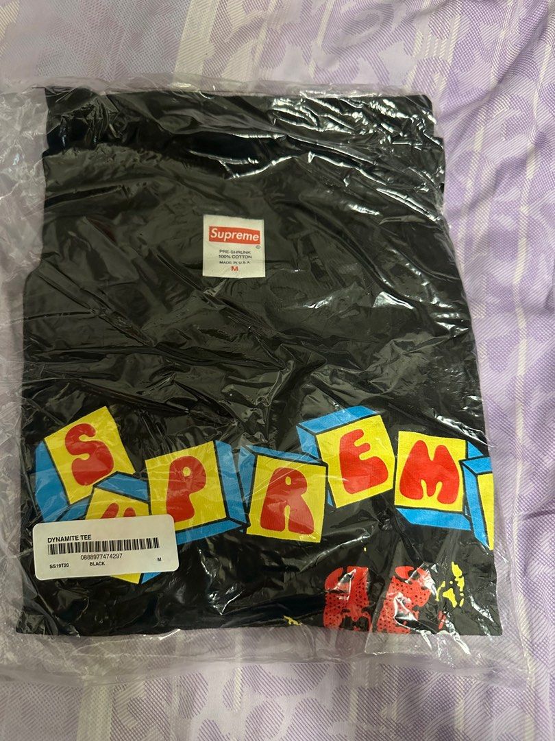 Supreme Dynamite Tee Black M, 男裝, 上身及套裝, T-shirt、恤衫、有