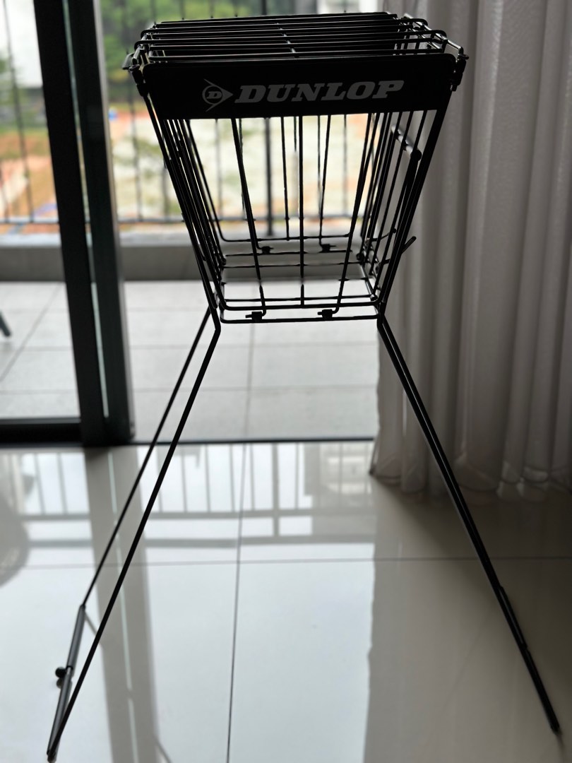 Dunlop Tennis ball hopper, Sports Equipment, Sports & Games, Racket