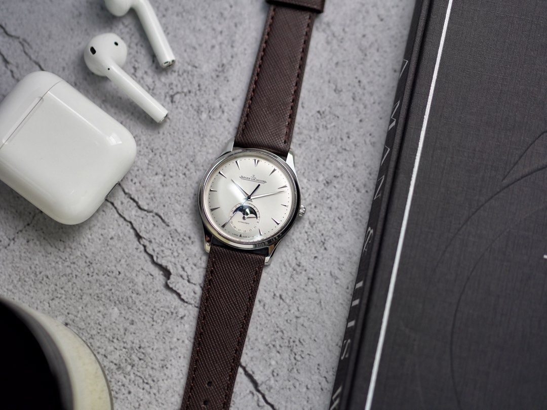 TIMEBAUBLES Premium Leather Watch Straps - Cacao (Category: Luxury Watches) located in Manila. Submitted by frewx (Listing ID 1249301460, Image 2). Description: Same day delivery within Metro Manila, Cavite and selected Laguna areas via Lalamove (₱220) Free Shipping Nationwide (2-7days via J&T) Leather Straps ₱2,250 Quick Release Spring bar equipped Watch straps made with Genuine Cowhide Top-Grain Leather -Hand stitched -Satin Brushed finished Pi