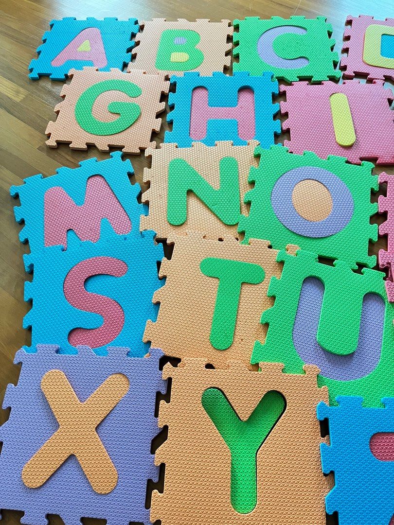 ABC Mat (Toys R Us) Imaginarium Discovery Alphabet & Numbers Mat