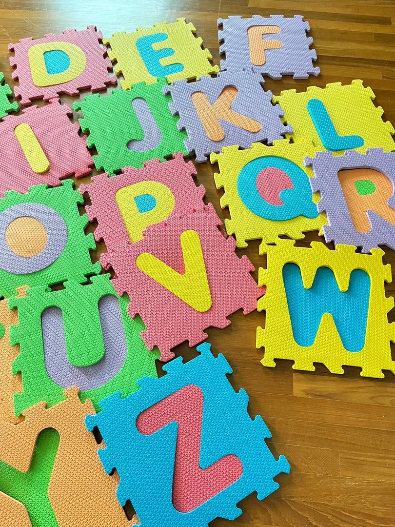 ABC Mat (Toys R Us) Imaginarium Discovery Alphabet & Numbers Mat