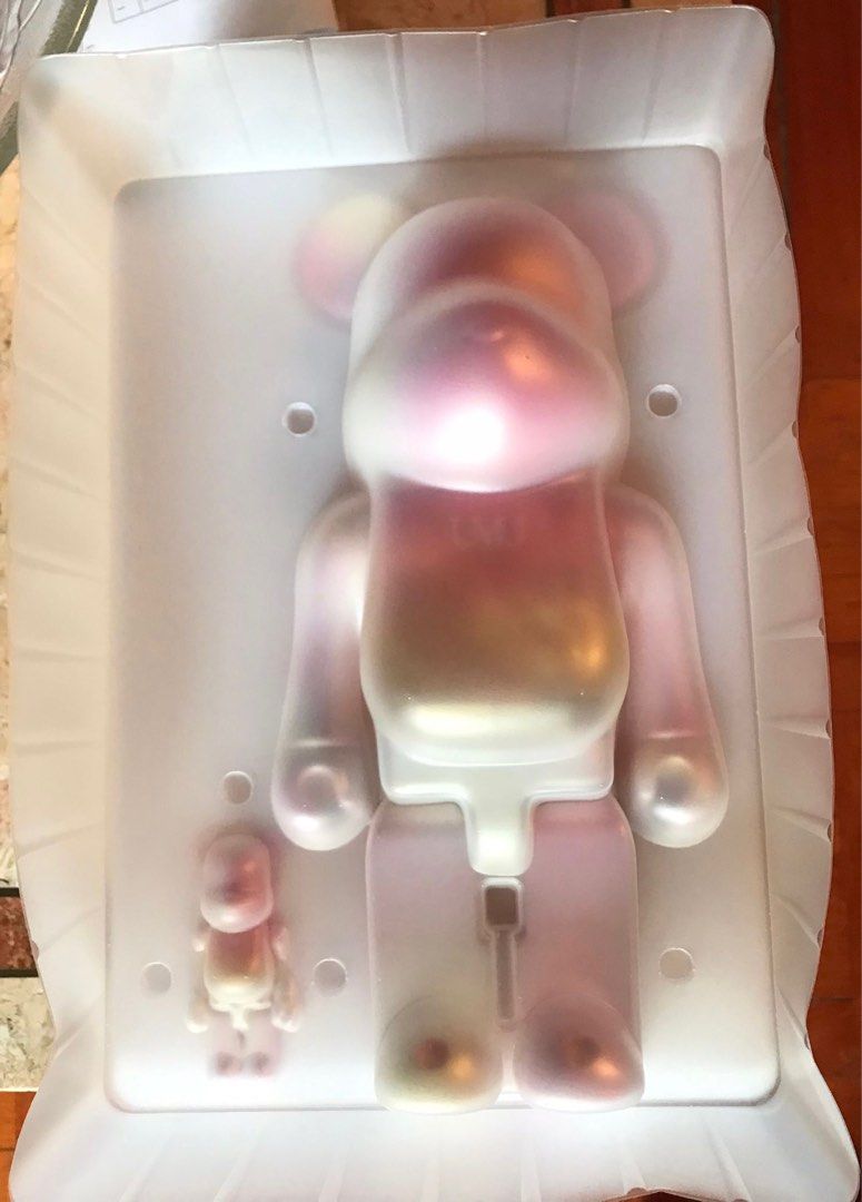 UMJ X BE@RBRICK 100%&400% Bearbrick Macau 2023, 興趣及遊戲
