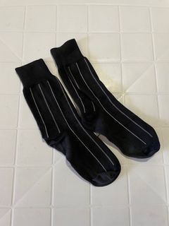 Uniqlo Long Socks Black Stripes