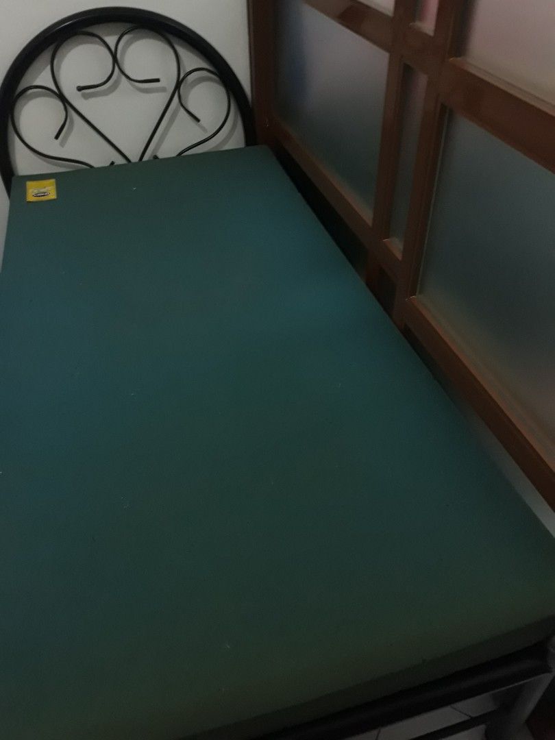Single store cot olx